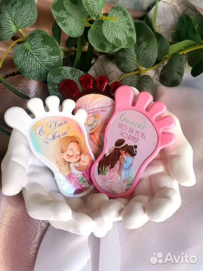 Магниты ножка на день матери