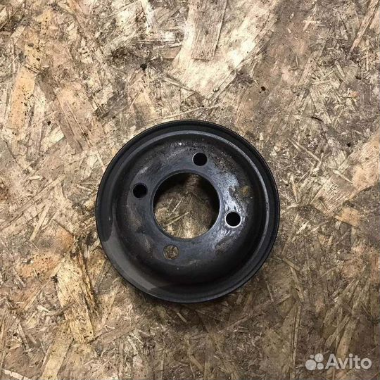 Шкив помпы Toyota Land Cruiser Prado 150 2.8 диз