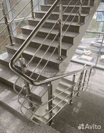 Перила для лестниц