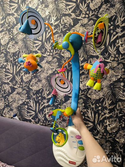 Мобиль на кроватку tiny love