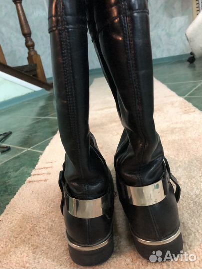 Зиинте сапоги фтрма Zara