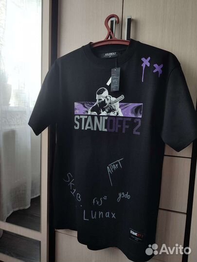 Футболка Standoff 2 с автографами