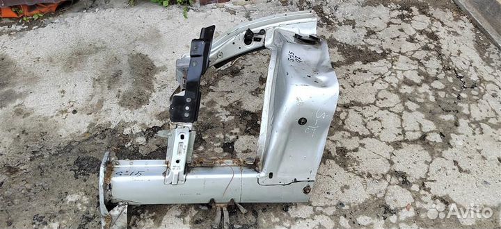 Лонжерон/четверть передний правый Audi Q7 (2006-2