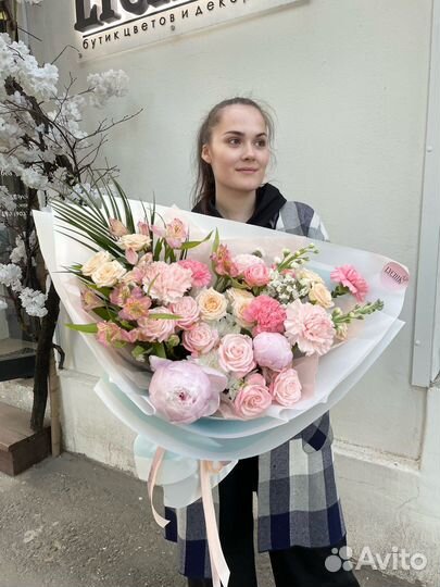 Стильные пышные букеты