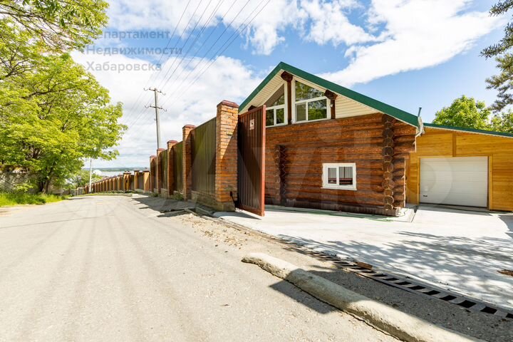 Коттедж 175 м² на участке 8 сот.