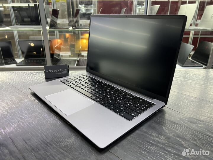 Новый ноутбук Hiper ExpertBook 16 i3/8/512