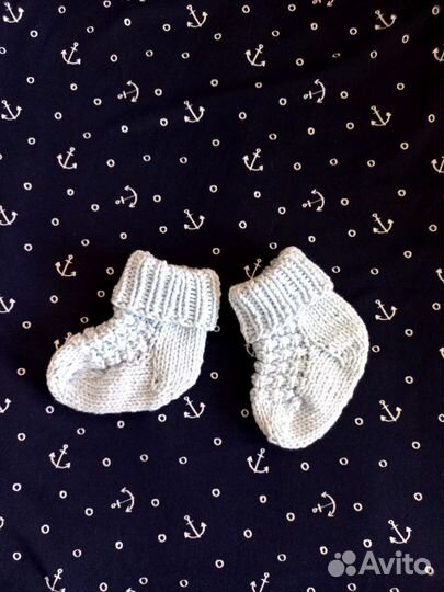 Носочки - пинетки для новорожденного (ручная вязка