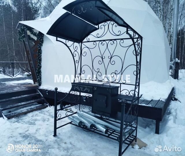 Мангал с крышей