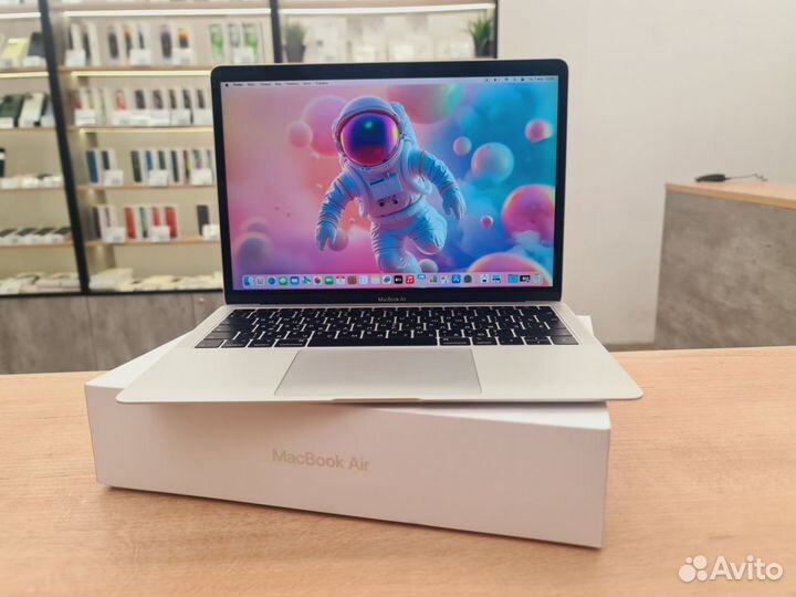 MacBook Air 13 2018/Core i5+8gb/128gb