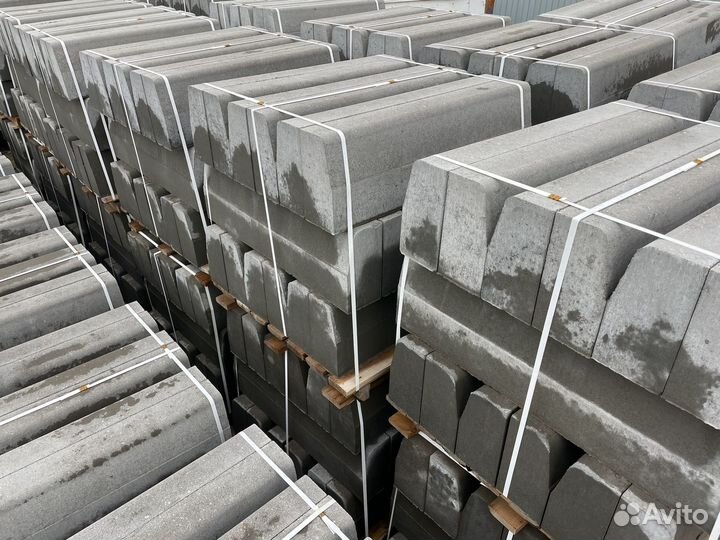 Бордюр дорожный 1000х300х150