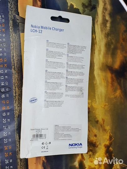 Автомобильное з/у для Nokia 8910