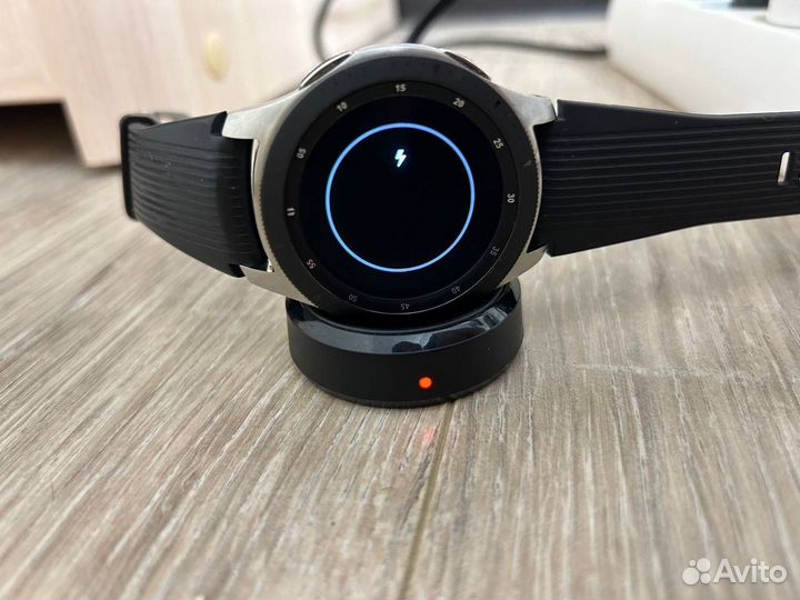Смарт часы samsung galaxy watch