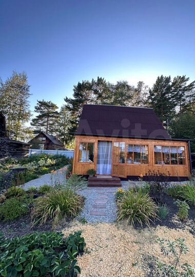 Дом 61 м² на участке 6 сот.