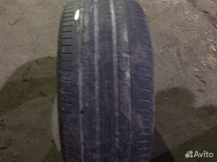 Pirelli P Zero 285/35 R22
