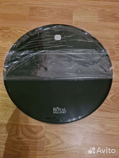 Робот пылесос royal wellfort