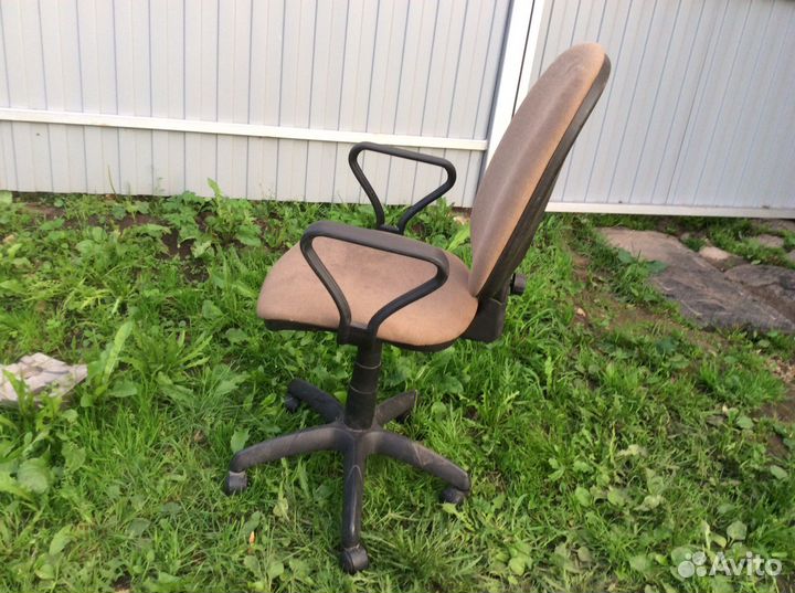 Компьютерное кресло