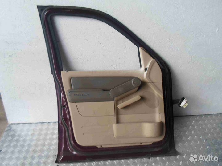 Дверь передняя L Ford Explorer 4