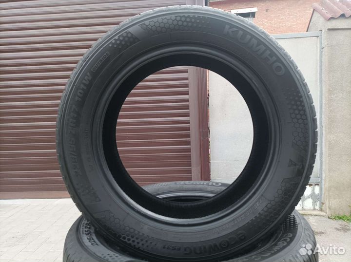Kumho Ecowing ES31 225/55 R17 101W