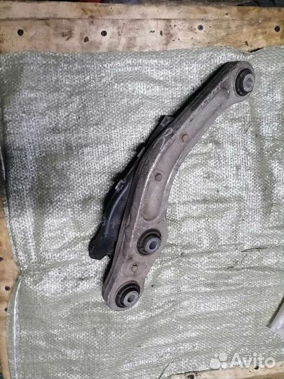 Рычаг задний верхний audi A8 d3 4e
