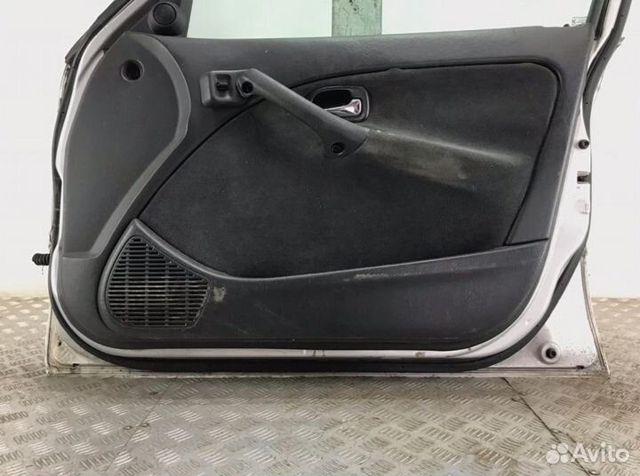 Дверь передняя правая Rover 45 2.0 TD 2005