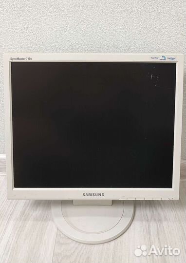 Монитор Samsung SyncMaster 710n