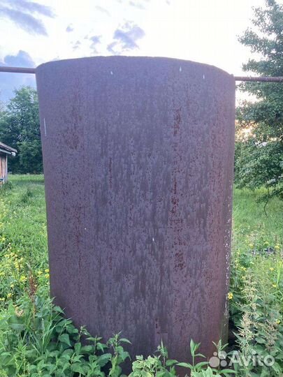 Емкость железная