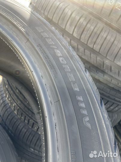 Yokohama Parada Spec-X PA02 285/40 R23 111V