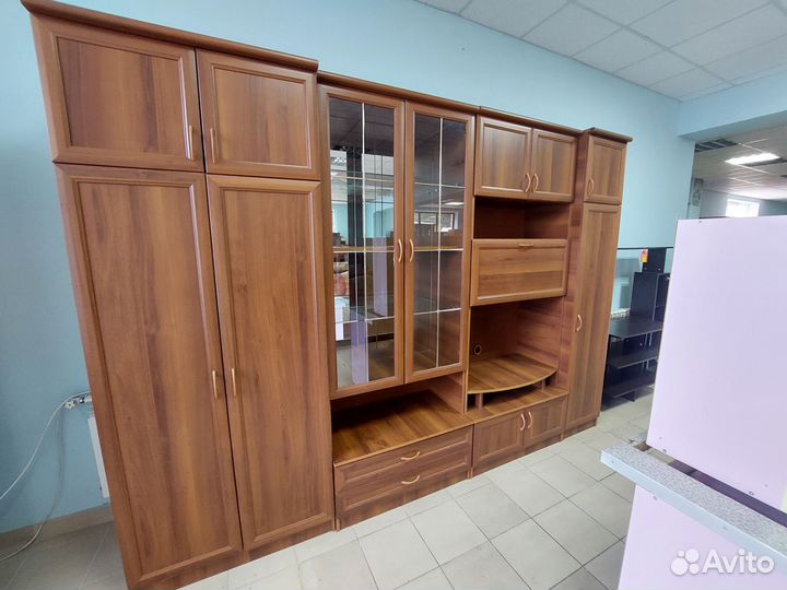 Стенка (по частям)