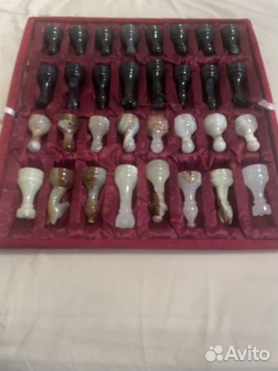 Шахматы из оникса