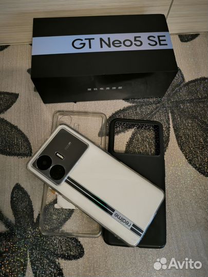 realme GT Neo 5 SE, 12/256 ГБ