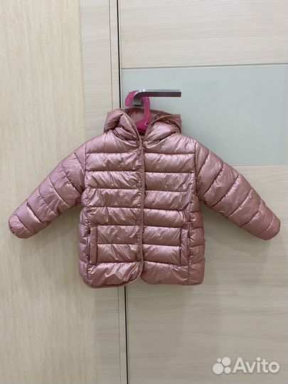 Куртка zara на девочку 110