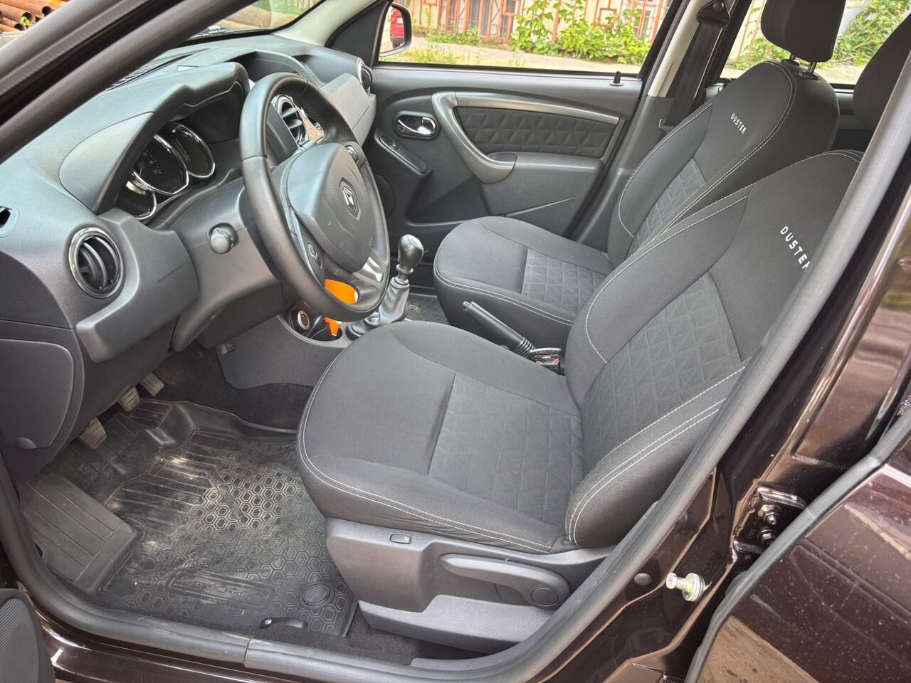 Renault Duster: фото владельца