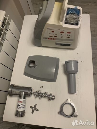 Мясорубка электрическая