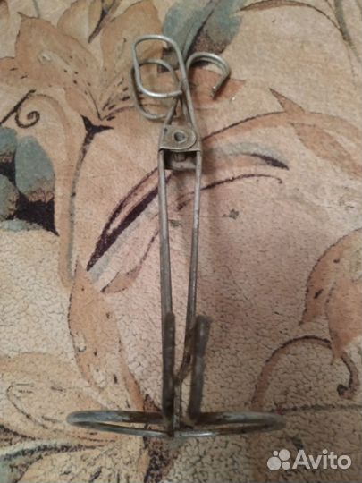 Захват, щипцы для банок и струбцина СССР