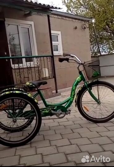 Взрослый трёхколёсный велосипед