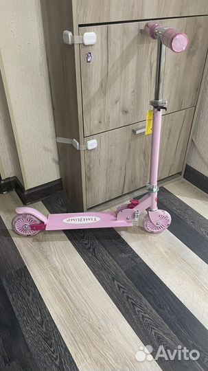 Самокат новый для девочки от 5 лет