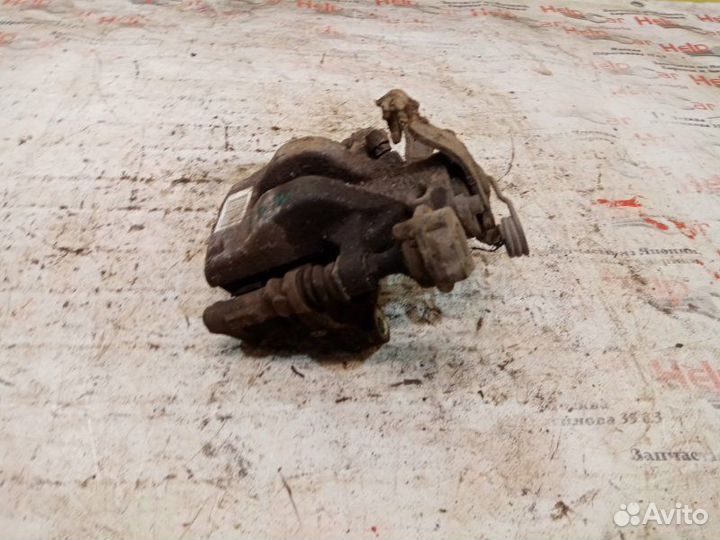 Суппорт задний левый Citroen C4 Picasso UD DV6TED4