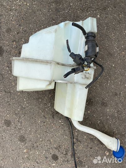 Бачок стеклоомывателя Volvo XC90 C95 В сборе с нас