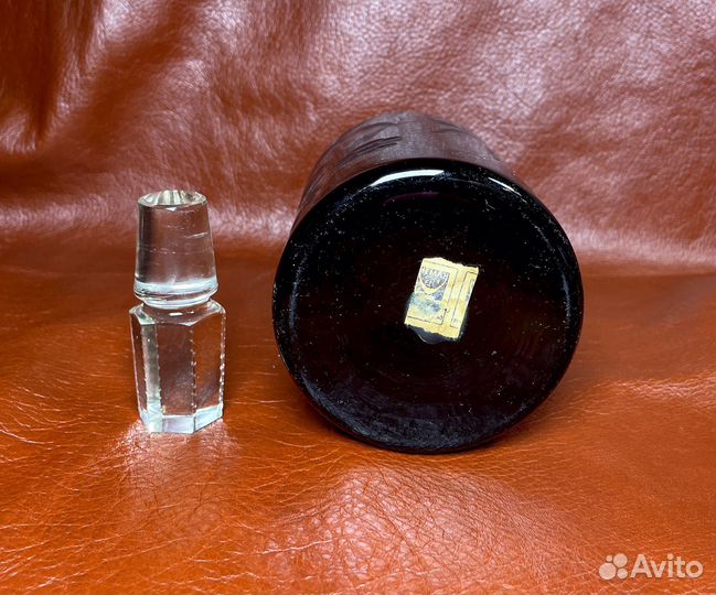 Графин (бутылка) цветное стекло завод Неман СССР