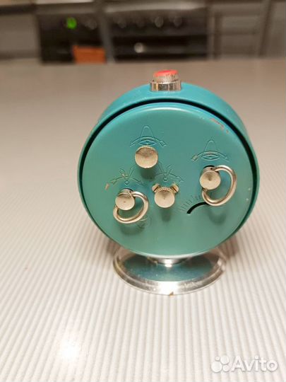 Часы будильник слава СССР