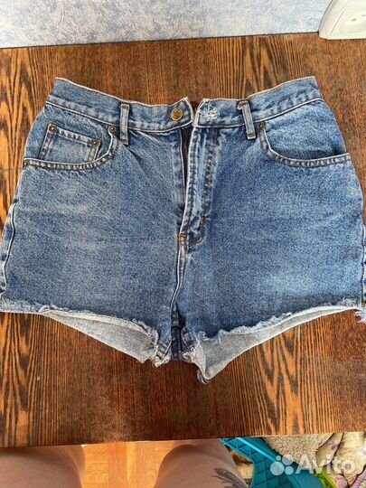 Шорты женские