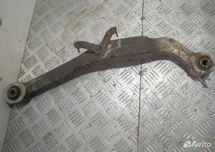 Рычаг задний правый Nissan Qashqai