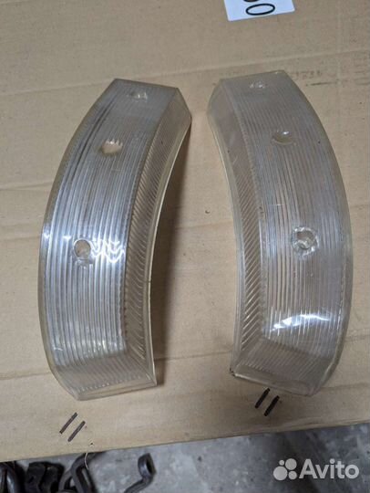 Газ 21 Волга 3 серия стекла в повороты СССР