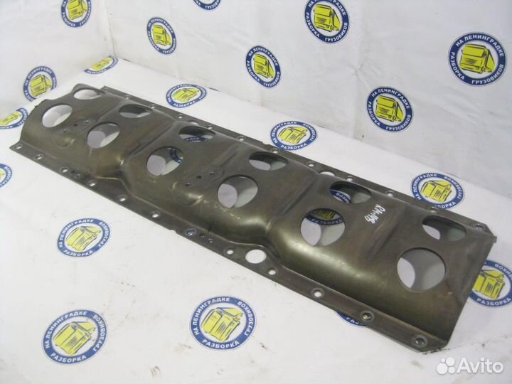 Плита двс нижняя 20499612 renault trucks, Magnum 2