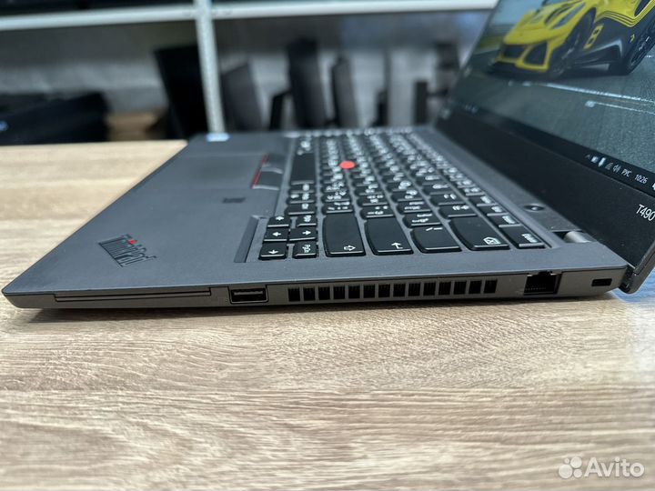 Lenovo Thinkpad T490 i5-8265u/16/500