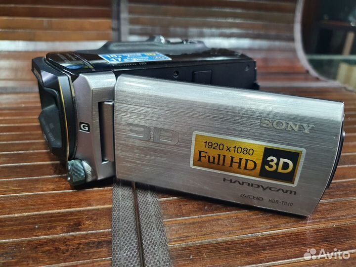 Видеокамера 3D sony HDR-TD10