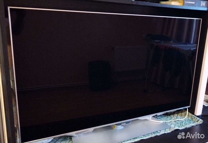 Продается смарт тв Philips 48 диагональ