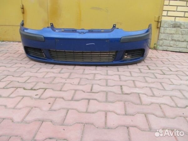 Бампер передний Volkswagen Golf 5 2004-2009