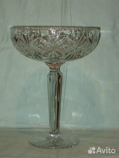 Фруктовница на ножке. Хрусталь. СССР