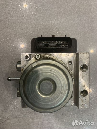 Блок ABS Nissan X-Trail T31